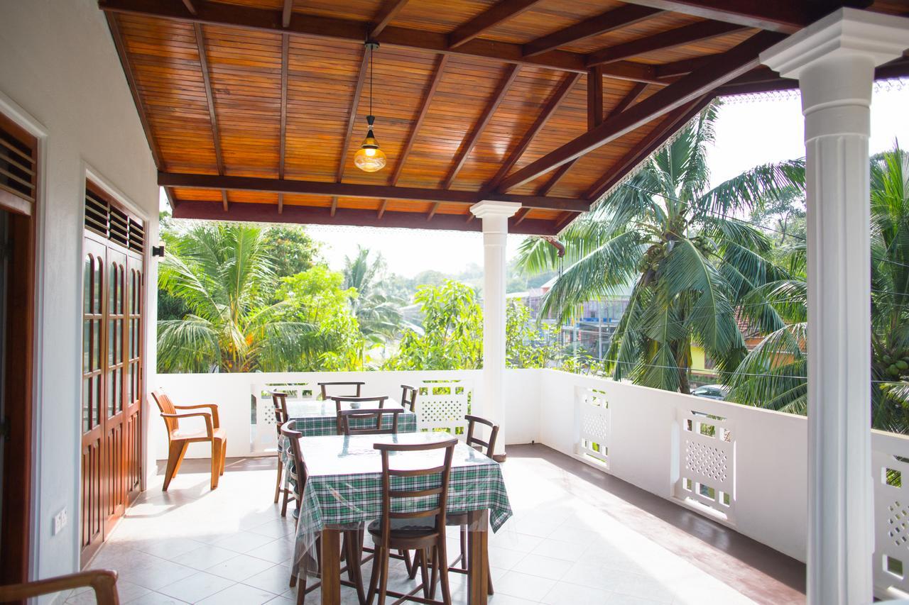 Aken Villa Hikkaduwa Bagian luar foto
