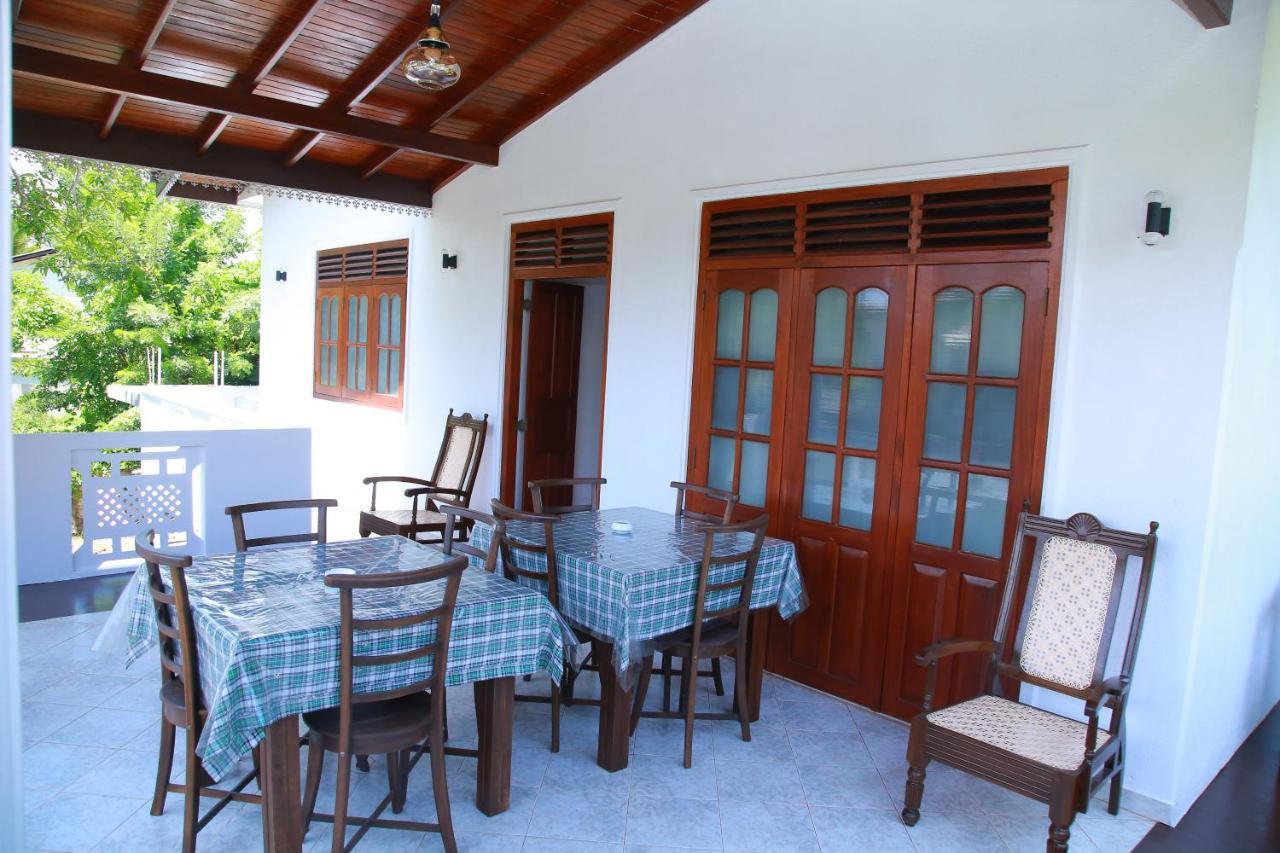Aken Villa Hikkaduwa Bagian luar foto